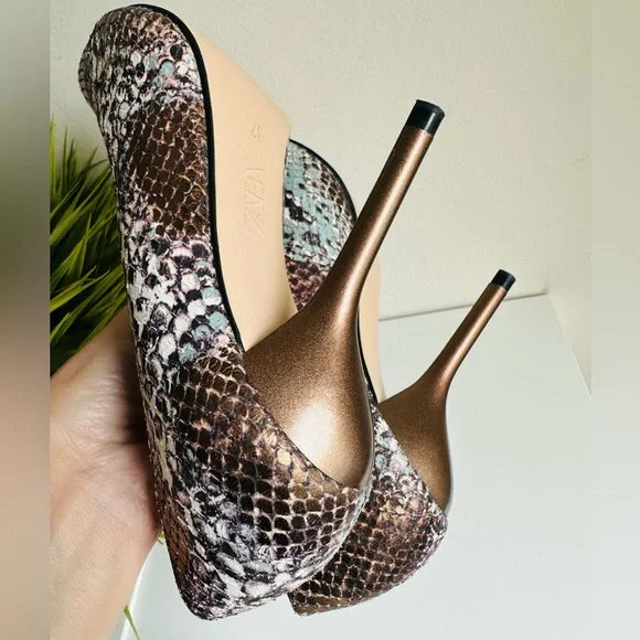 Zara | Embossed Leather Snake Bronze/Blue Pattern - Picture 9 of 16